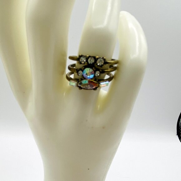 Set of 3 Antiqued Gold Tone Fashion Rings Size 8 New Stacking - Picture 1 of 4